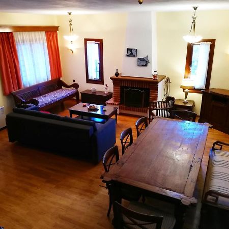Villa Ευορέων Pertouli Bagian luar foto