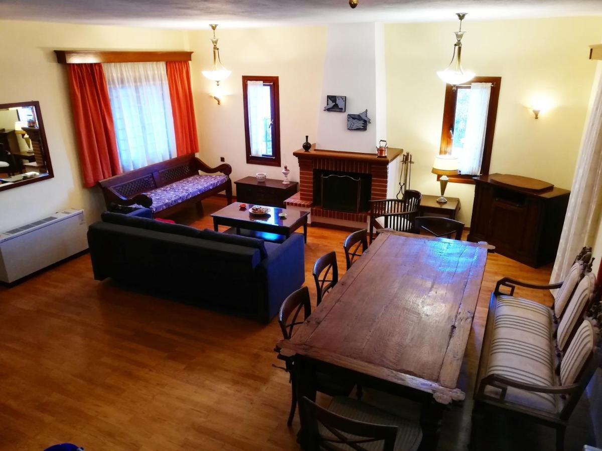 Villa Ευορέων Pertouli Bagian luar foto